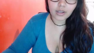 Dicken Titten Amateur-Mädchen Webcam auf freesexlive.webcam