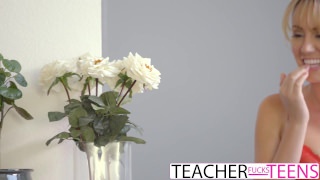 Heiße Lehrer-Tricks Lehrstunde zu Flotten Dreier Fick